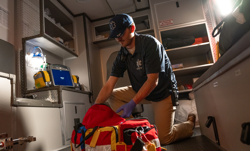20260507_Paramedicine-07864-990x600-4a16917
